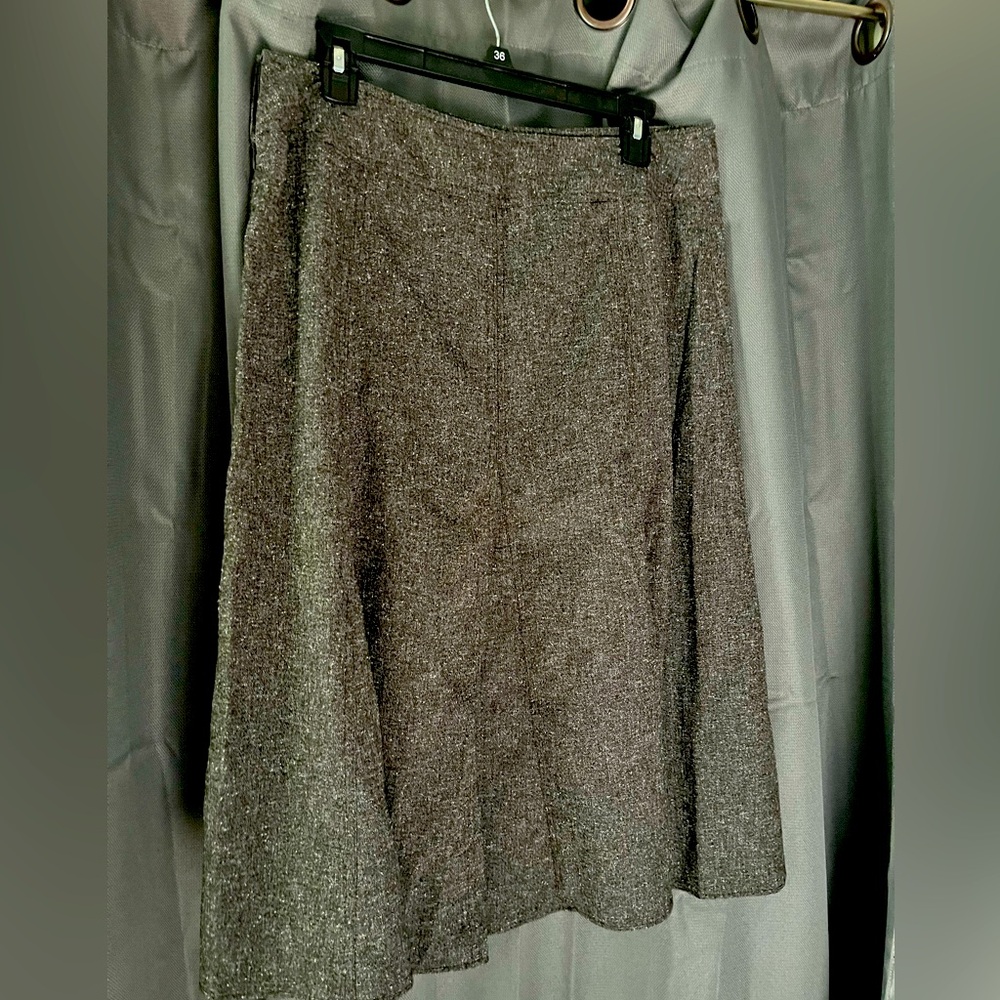 Darjoni Tweed-like Skirt